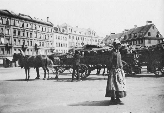 Holzmarkt am Isartorplatz