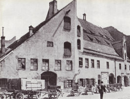  – Der städische Marstall