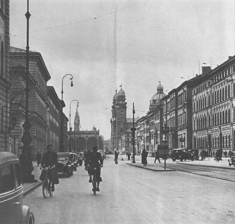 Ludwigstraße um 1937