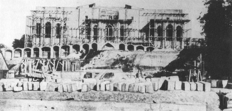 Maximilianeum im Bau