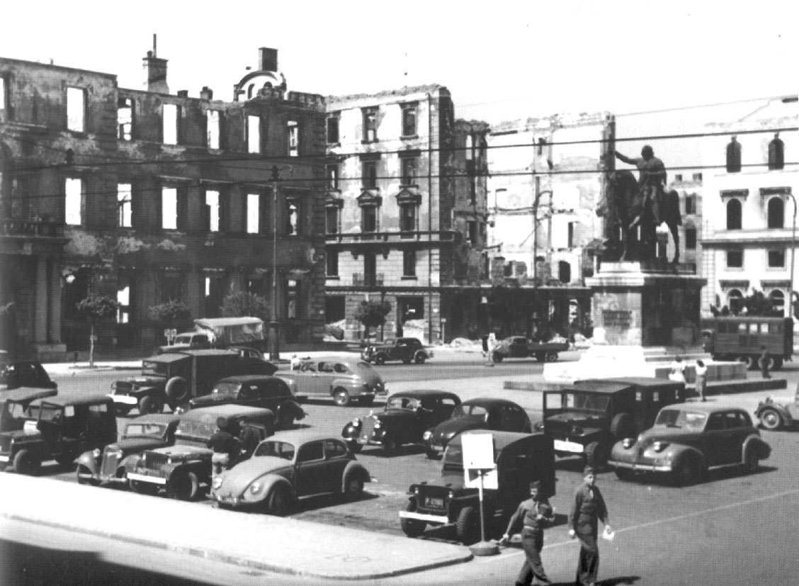Wittelsbacherplatz um 1947