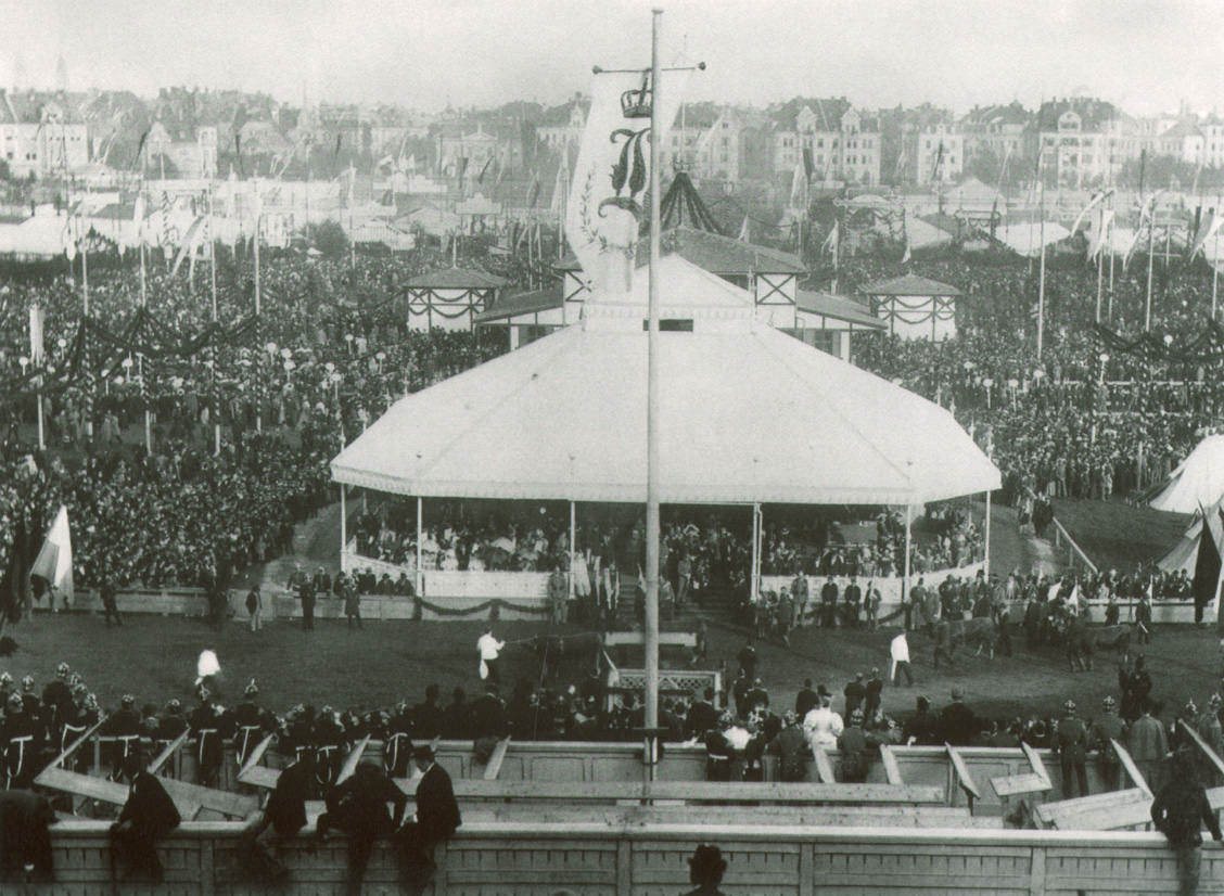 Königszelt auf dem Oktoberfest
