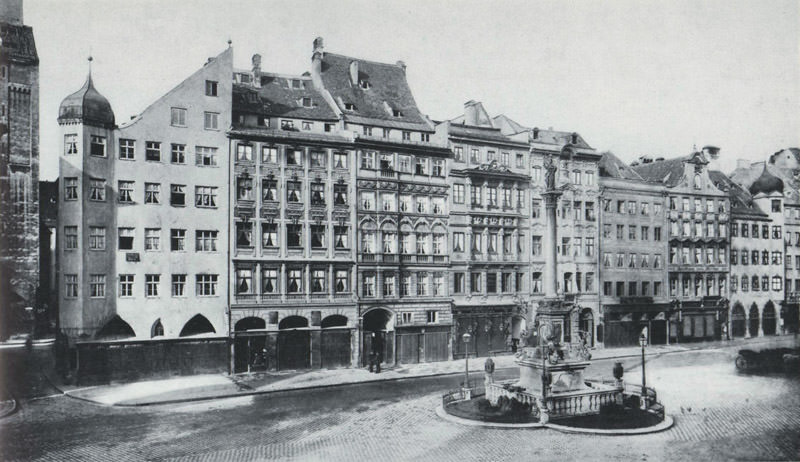 Marienplatz um 1890