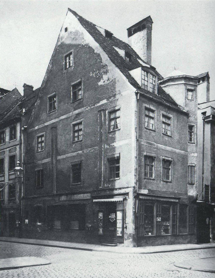 Giebelhaus in 

der Karmeliterstraße