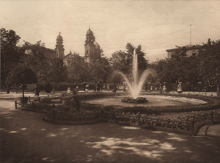 Kgl. Hofgarten um 1910