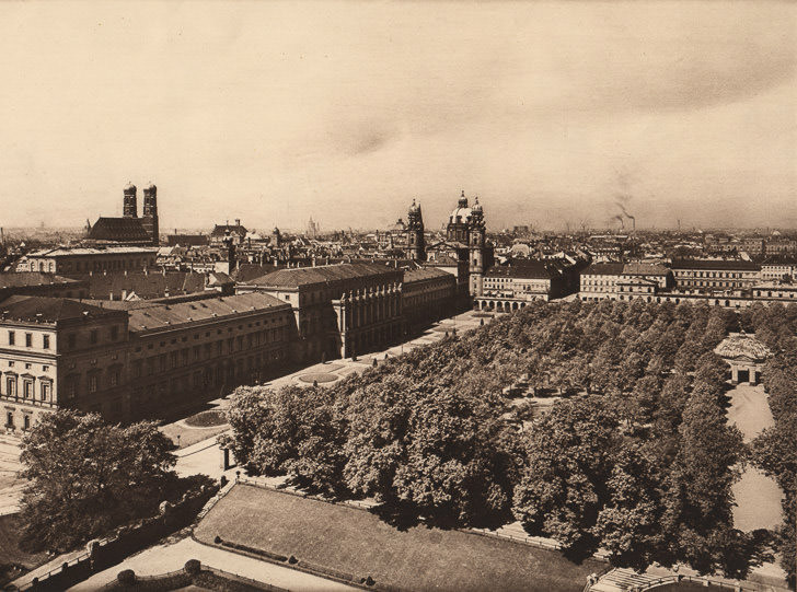 Kgl. Hofgarten mit Residenz
