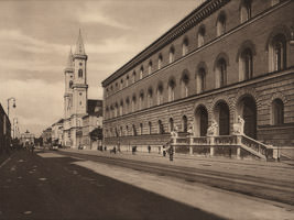 Tiez Hermann – Ludwigstraße mit Staatsbibliothek um 1910