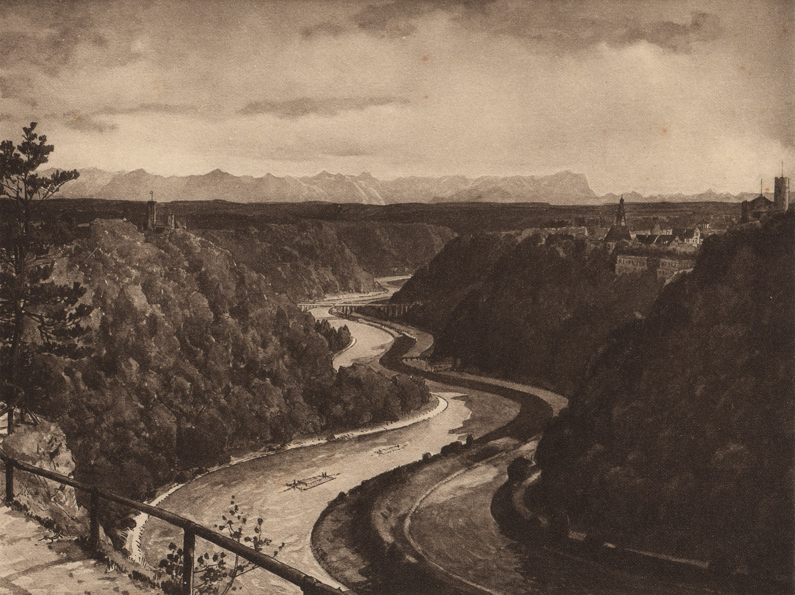 Blick vom Geiselgasteig auf das Isartal