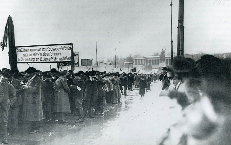 Demonstrartion der Räteanhänger