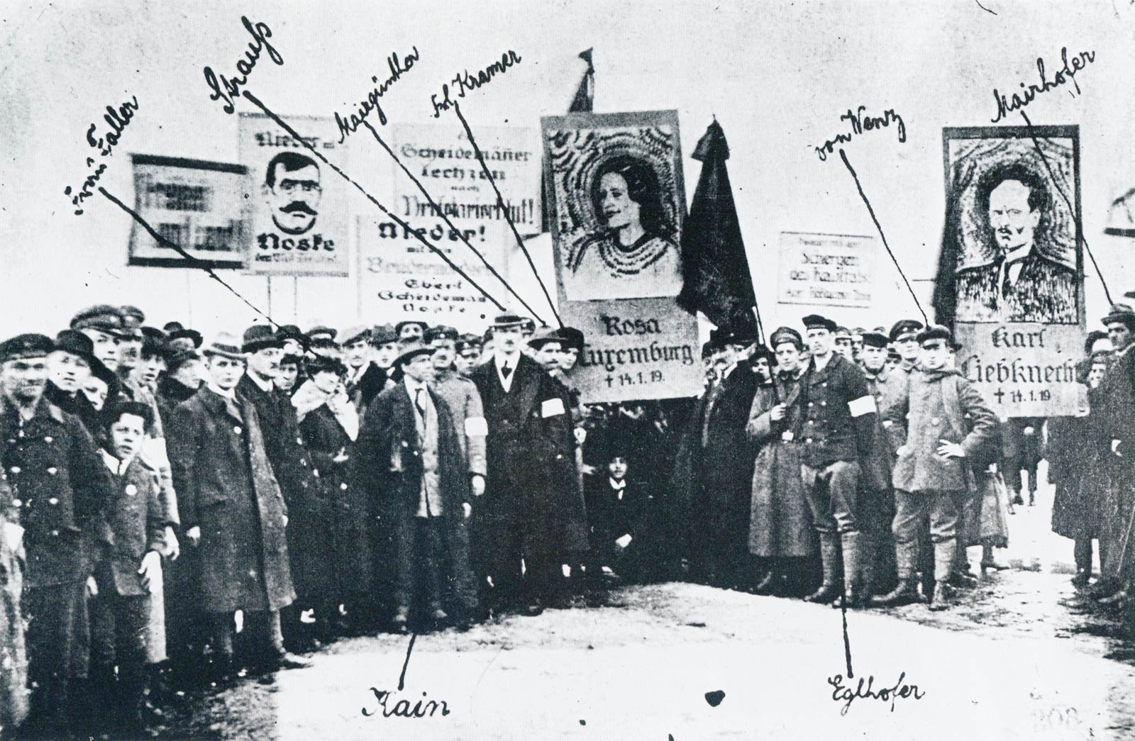 Mitglieder der Münchner Kommunistischen Partei