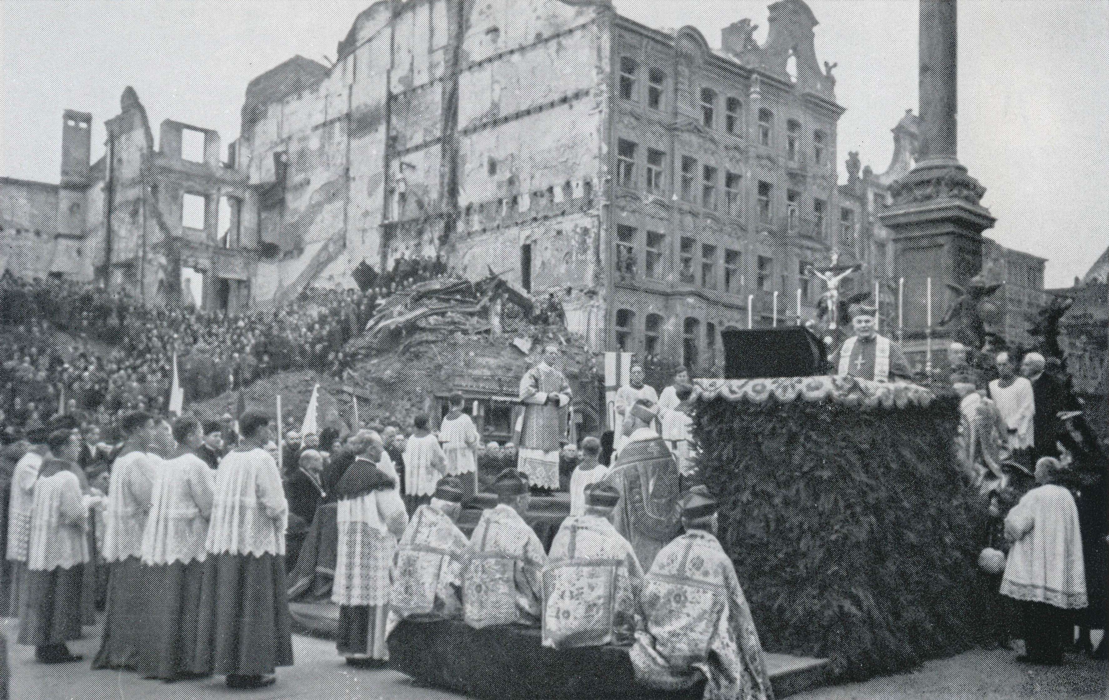 Wiedereinweihung der Mariensäule 1945