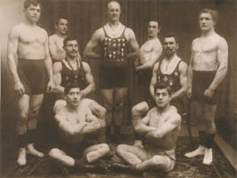  – Die Athleten vom Kraftsportverein „Herkules“ von München-Laim