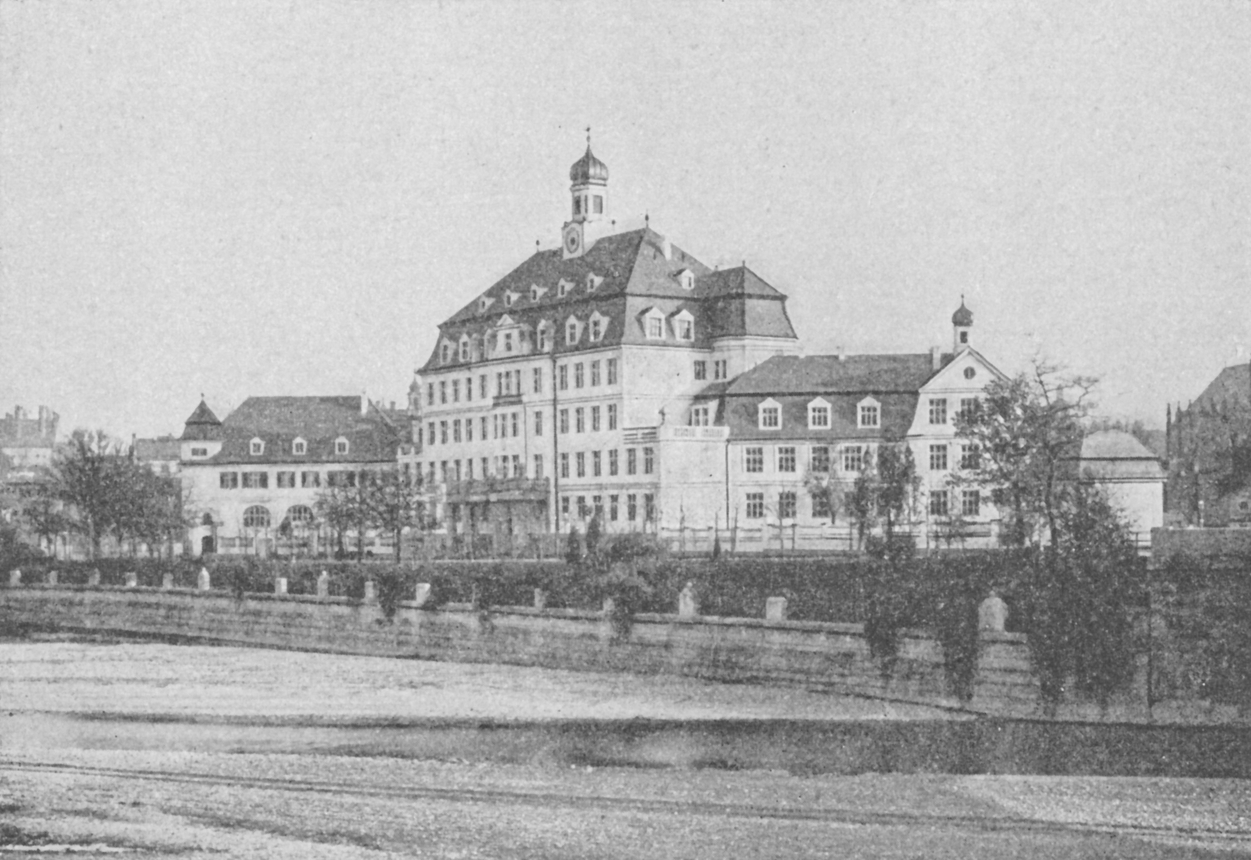 Kreislehrerinnenbildungsanstalt