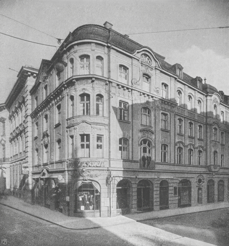 Wohn- und Geschäftshaus Falkeneck