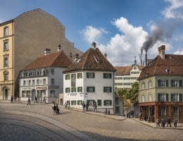 Die  „Schwanenapotheke“ an der Ludwigsbrücke 1893