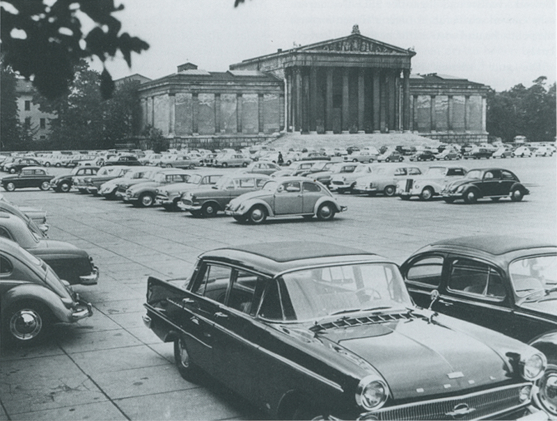 Königsplatz - Parkplatz
