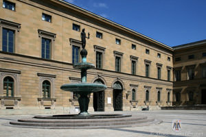 Kronprin-Ruppert-Brunnen – Foto aus München