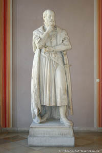  - Standfigur - Herzog Albrecht V.