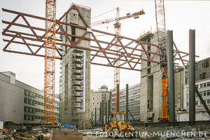 Medienbrücke – Foto aus München