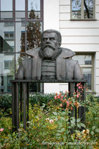 Denkmal für Philipp Apian