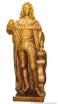 Standfigur - Karl XI. König von Schweden – Foto aus München