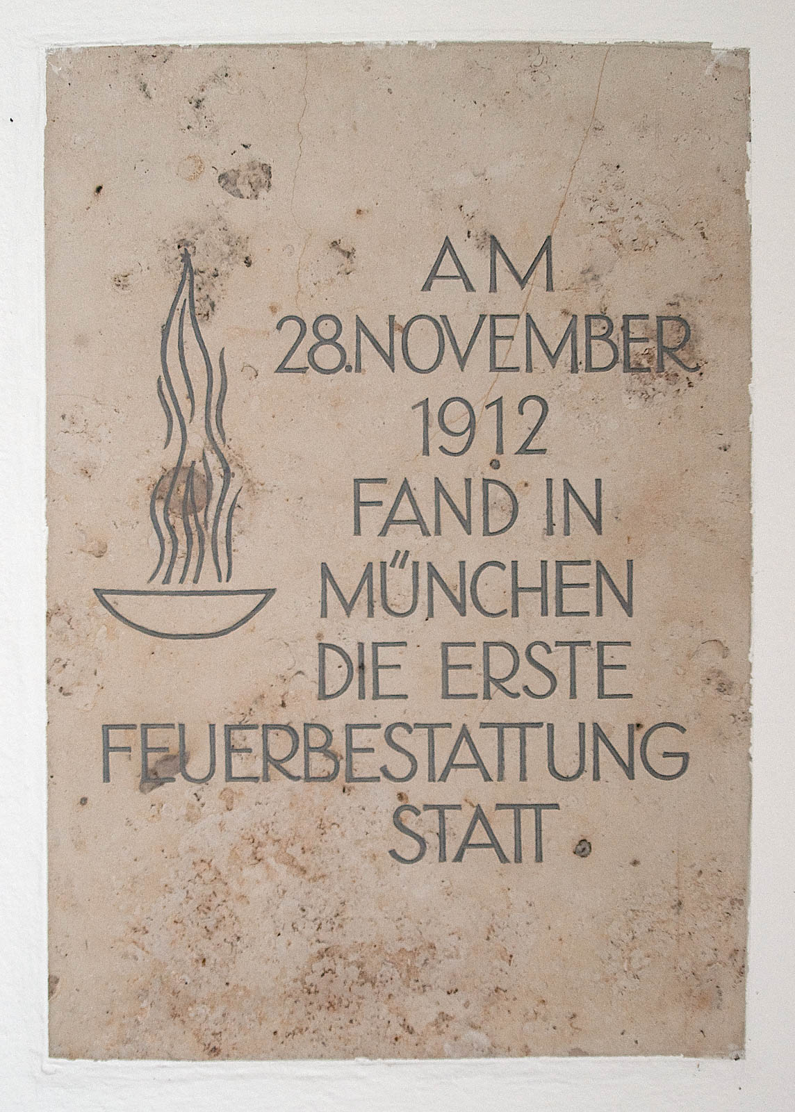 Erste Feuerbestattung