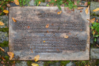 Tafel zur Bronzeskulptur Daphne – Foto aus München