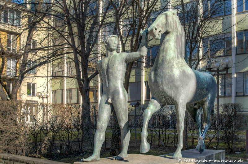 Rosselenker – Denkmal/Kunstwerk in München