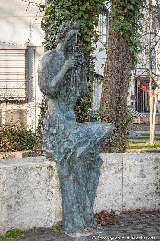 	Faun