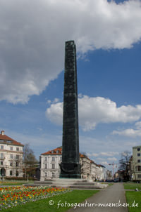 Obelisk – Foto aus München