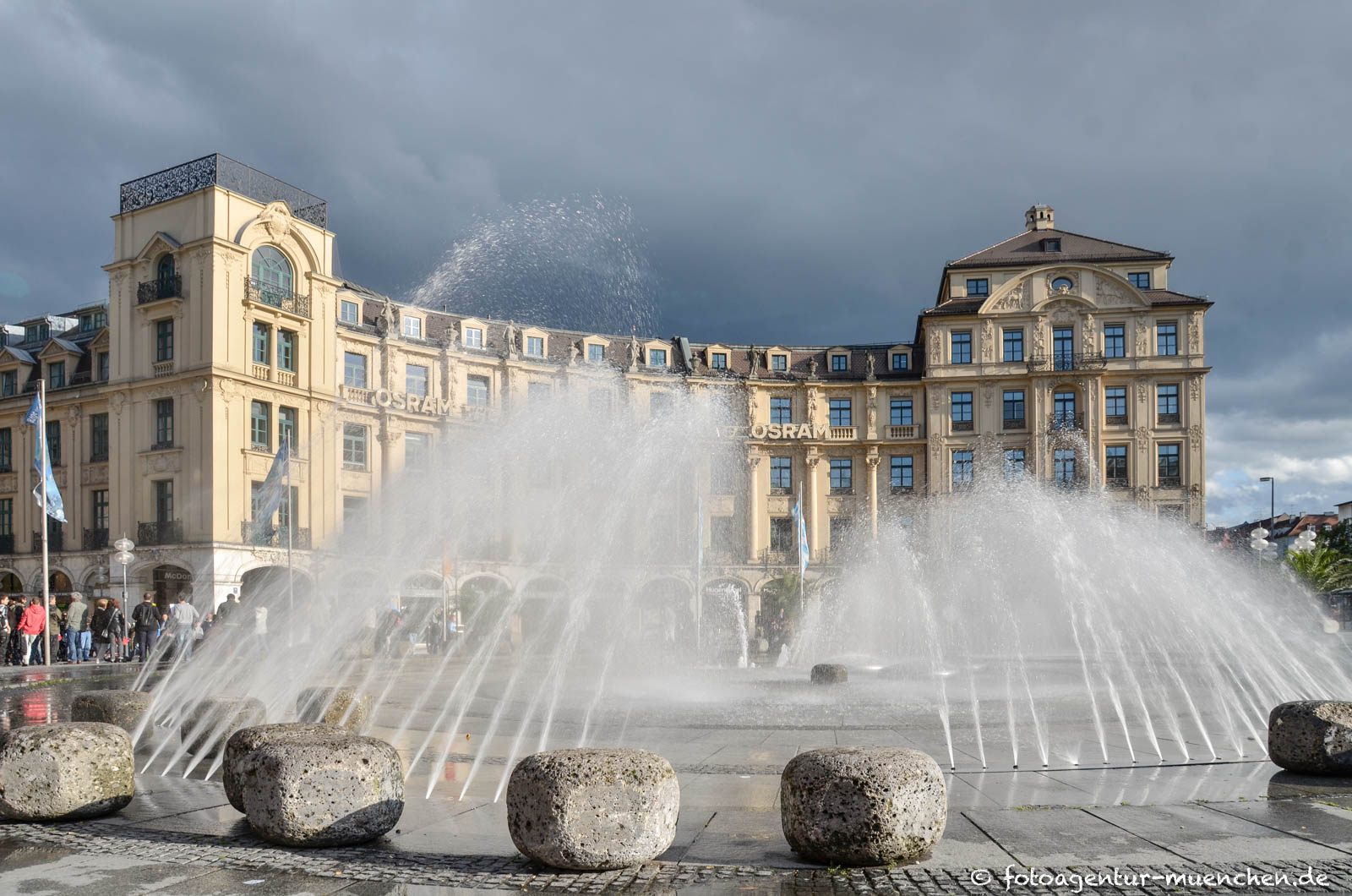 Springbrunnen am Stachus