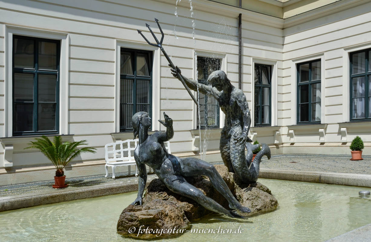 Isargott-Brunnen