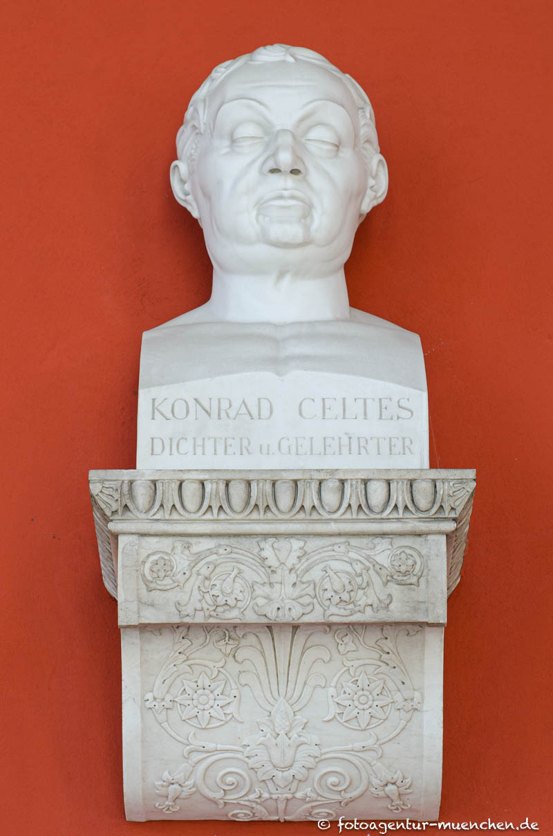 Konrad Celtis – Denkmal/Kunstwerk in München