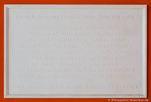 Gedenktafel - Ruhmeshalle – Foto aus München