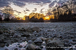 Abendstimmung am Flaucher – Foto aus München