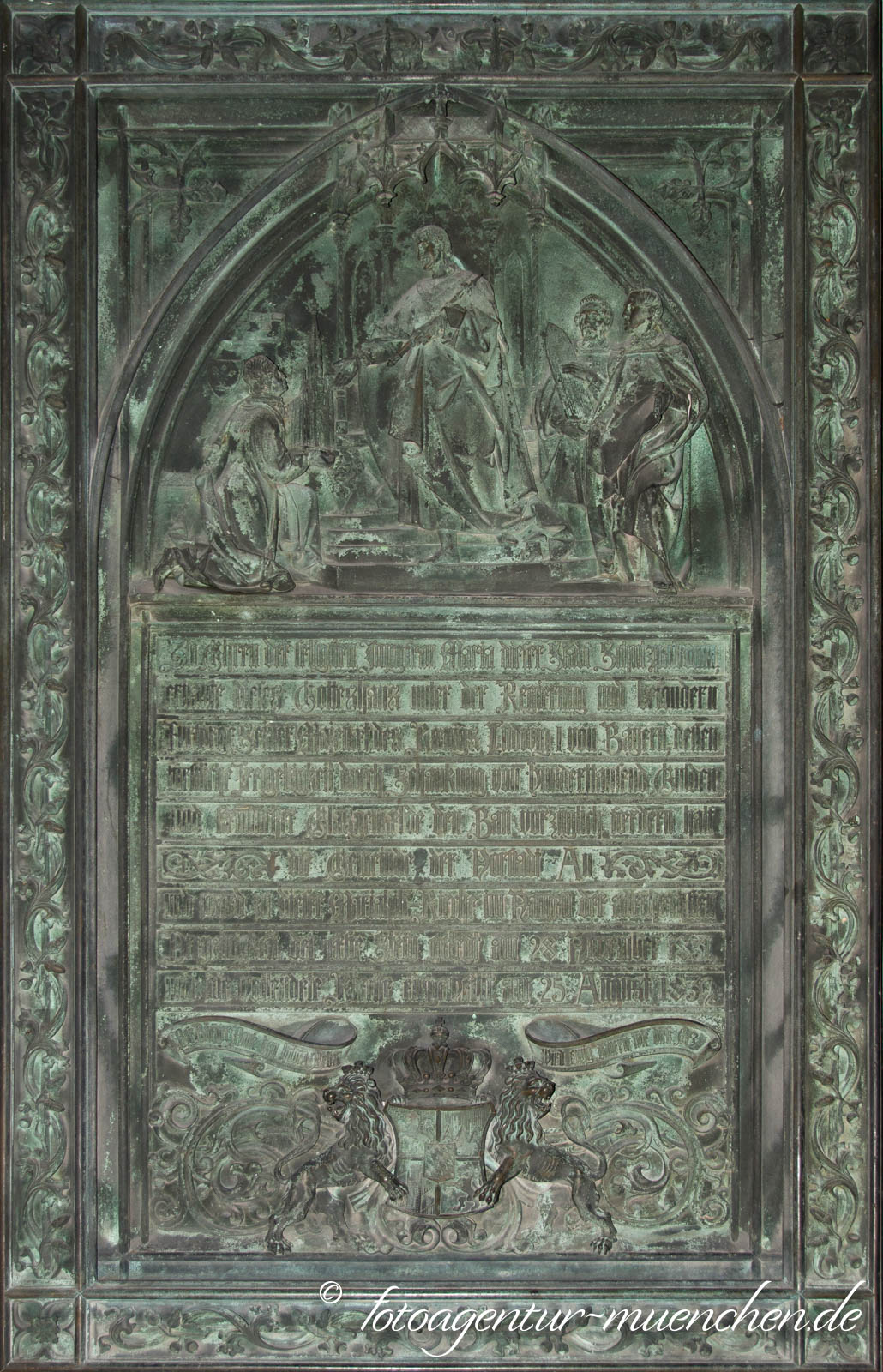 Gedenktafel - Maria-Hilfs-Kirche