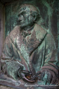 Grab von Johann von Lamont – Foto aus München