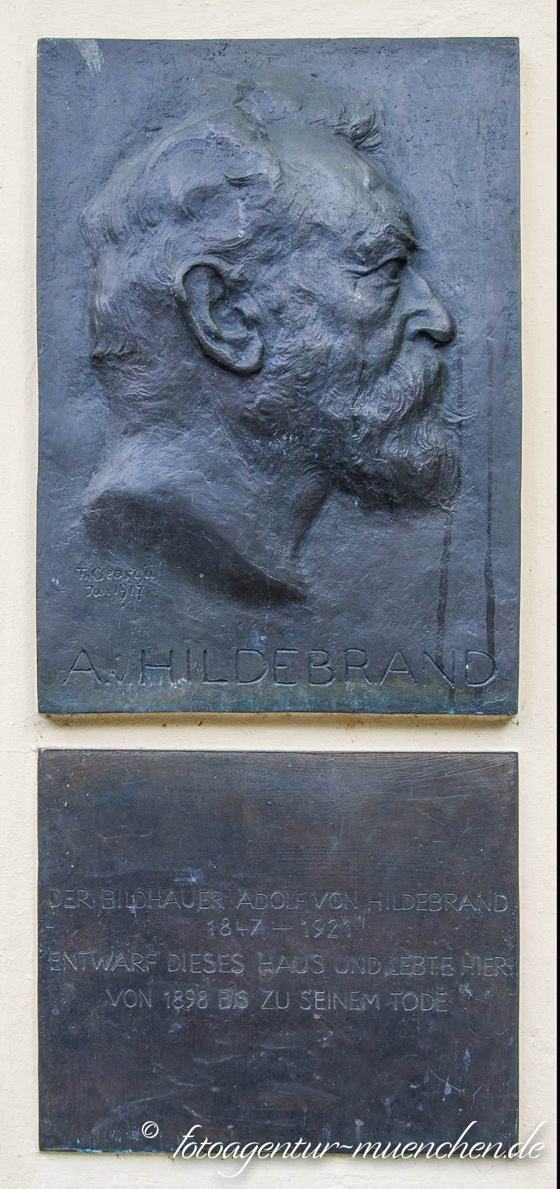 Gedenktafel - Adolf von Hildebrand – Denkmal/Kunstwerk in München