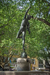 Merkur-Brunnen – Foto aus München