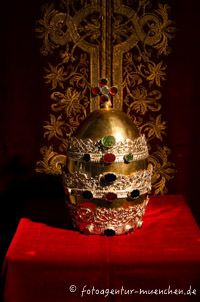 Tiara in der Peterskirche – Foto aus München