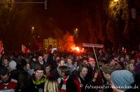 Gerhard Willhalm - FC Bayern-Fans feiern in der Leopoldstraße