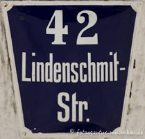 Hausnummer - Lindenschmitstraße – Foto aus München