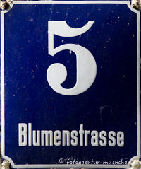Hausnummer - Blumenstraße – Foto aus München