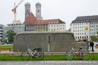  - Denkmal der grauen Busse
