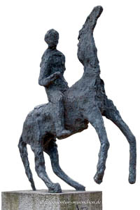 Pferd mit Reiter – Foto aus München