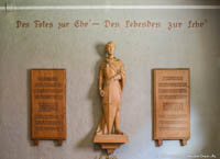 Kriegerdenkmal - St. Barbara – Foto aus München