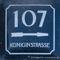 Hausnummer - Königinstraße – Foto aus München
