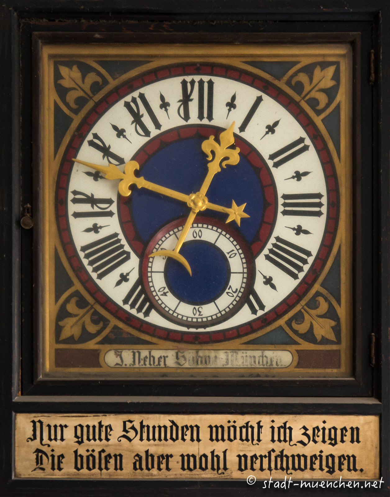 Uhr im Neuen Rathaus