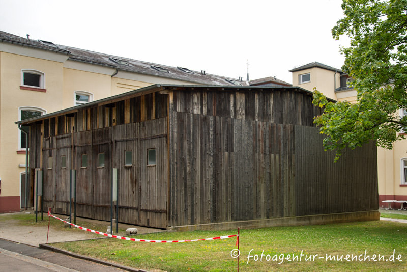 Garage der grauen Busse