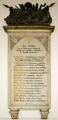 Kriegerdenkmal – Foto aus München